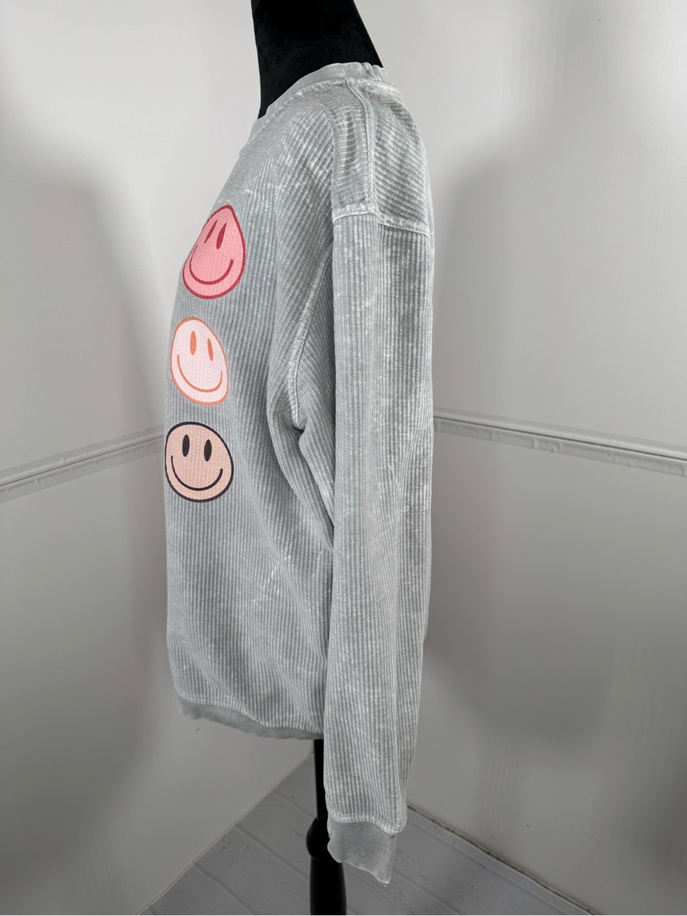 Royce Brand Comfy Cord Smiley Face Corded Pullover Gray Size Medium - Picture 2 of 9
